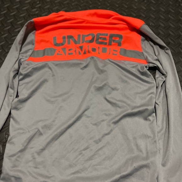 Lightweight - Picture 3 of 3